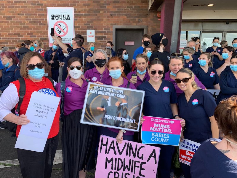 Nurses and midwives protest